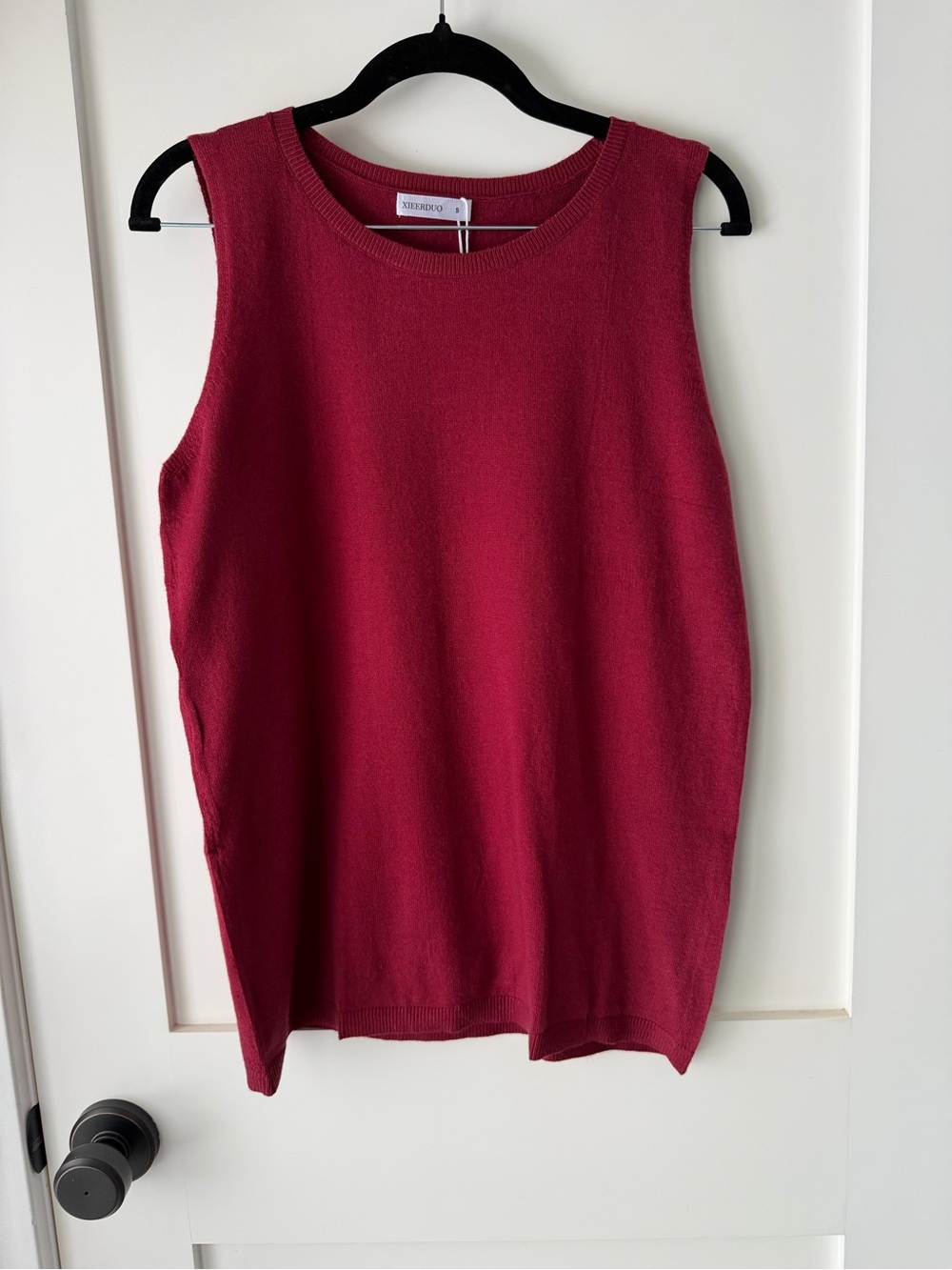 Sleeveless Crewneck Knit Top - Wine